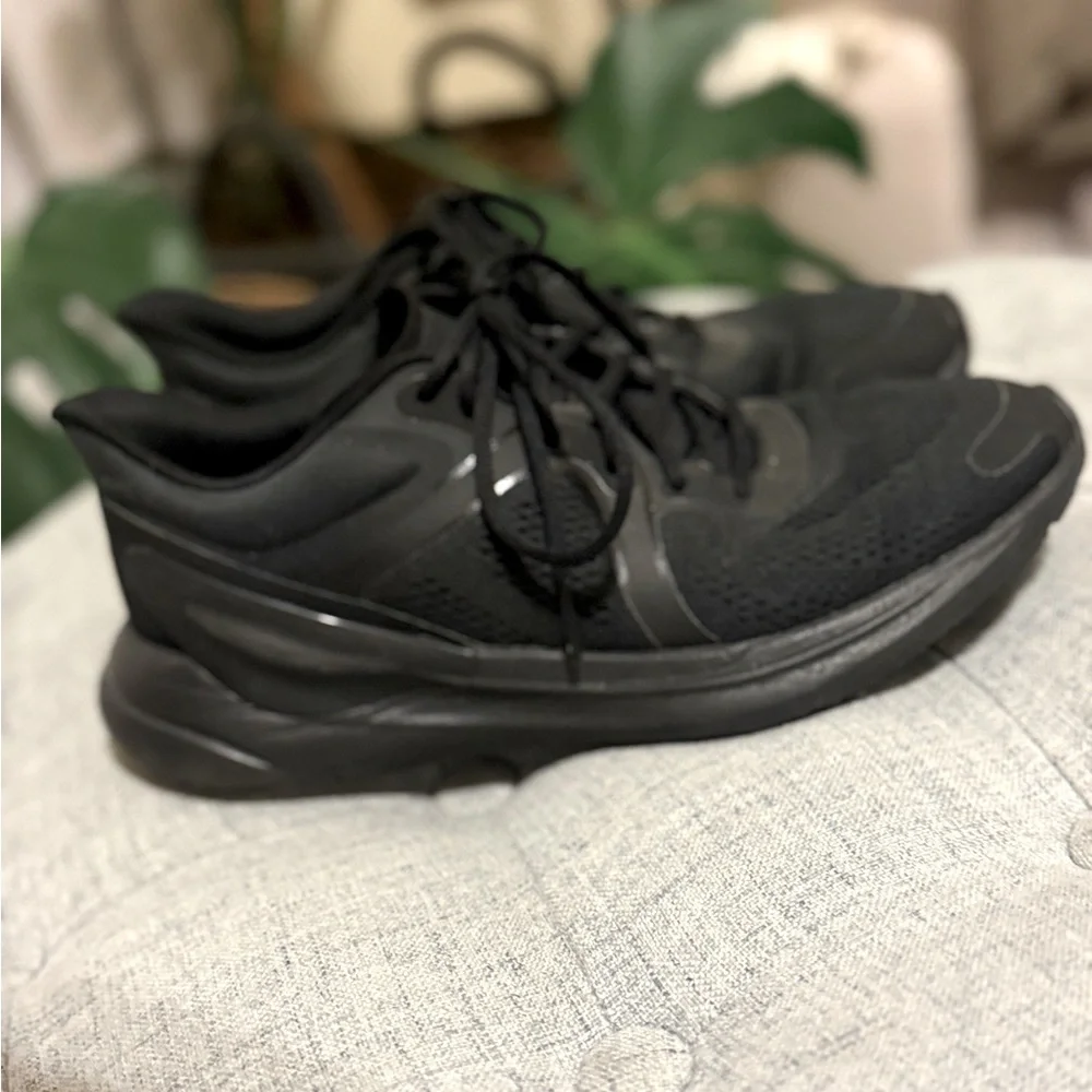 Lululemon Blissfeel Womens Running Shoe Black 8.5✨Retail $148 Same day Shipping - Picture 2 of 7